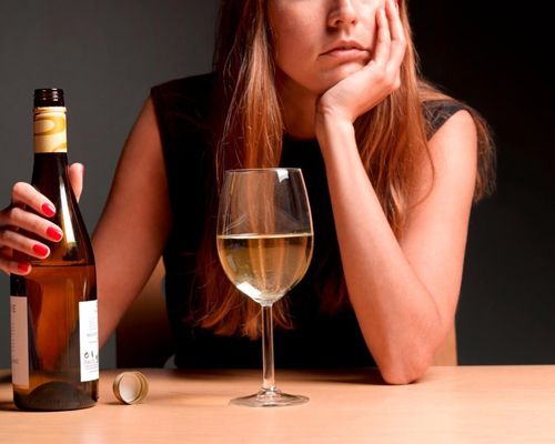 Анонимное лечение женского алкоголизма в Курганинске